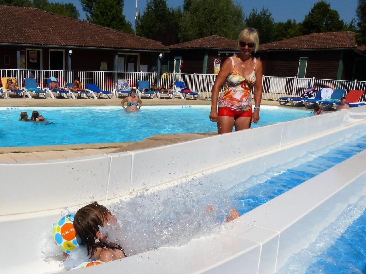 Camping Les Portes Du Beaujolais Anse Eksteriør bilde