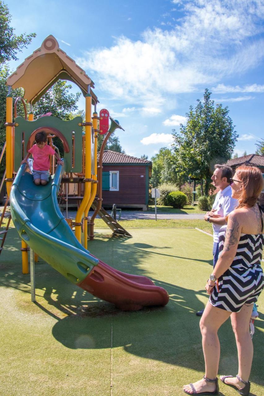 Camping Les Portes Du Beaujolais Anse Eksteriør bilde